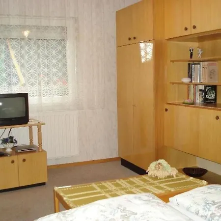 Tamara Mit Sauna- Grill Und Whirlpool By Interhome